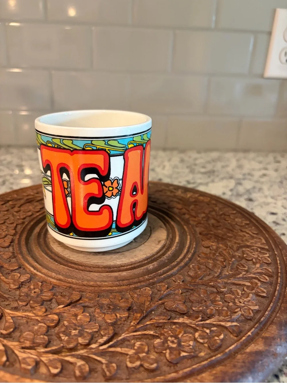 Vintage mug that says “Te Amo”